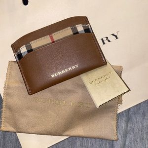 Brand New Burberry cardholder